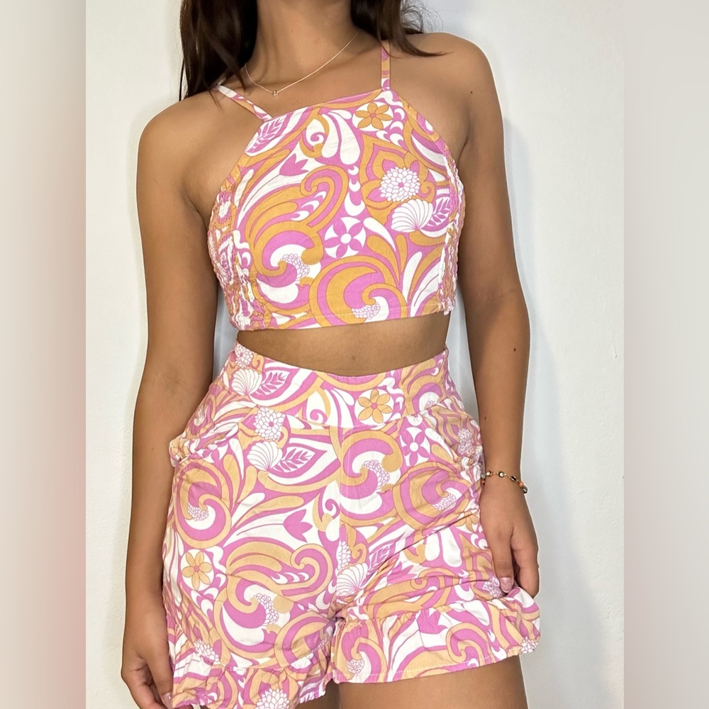 🌸 cute pink boho set of cropped top and shorts 🌸